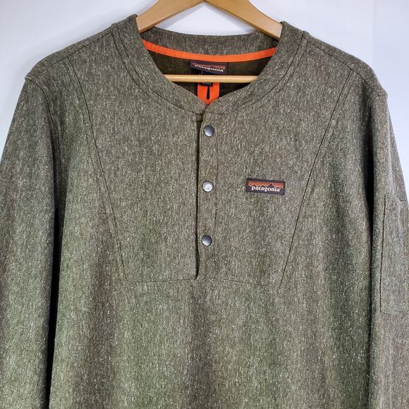Patagonia Men's Hemp Crew Sweatshirt Size Medium Green Quarter Snap 1/4 Button - Picture 3 of 12